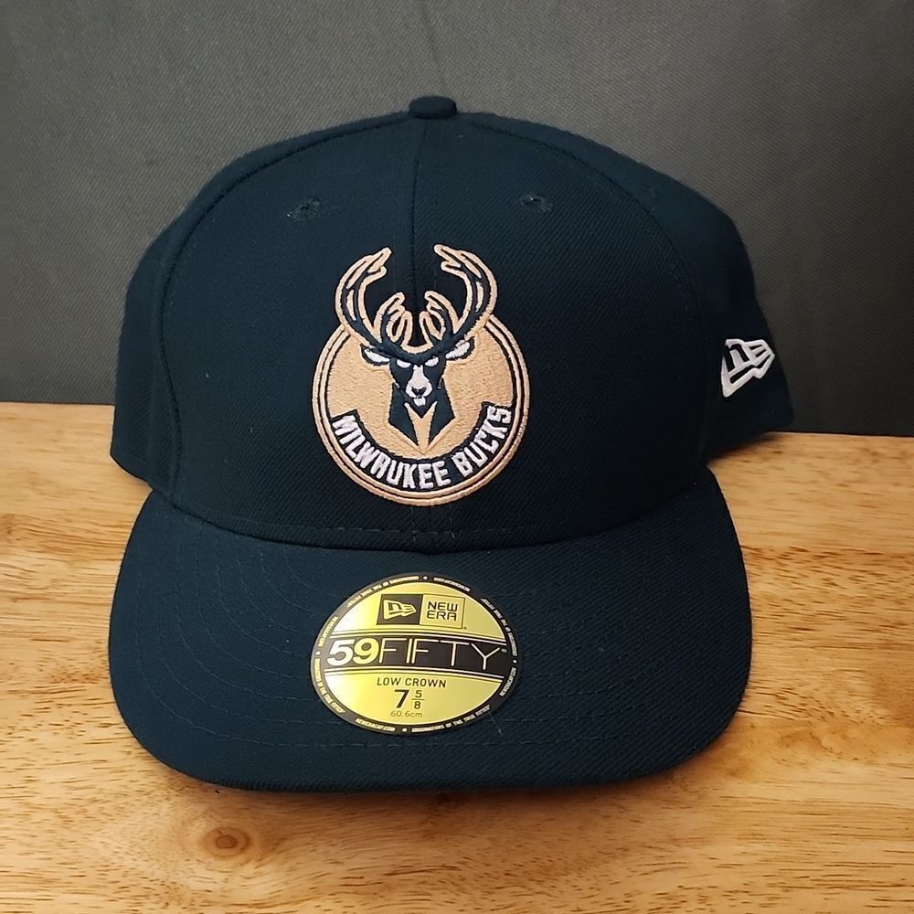 New Era Milwaukee Bucks 7 5/8 Fitted Hat - New